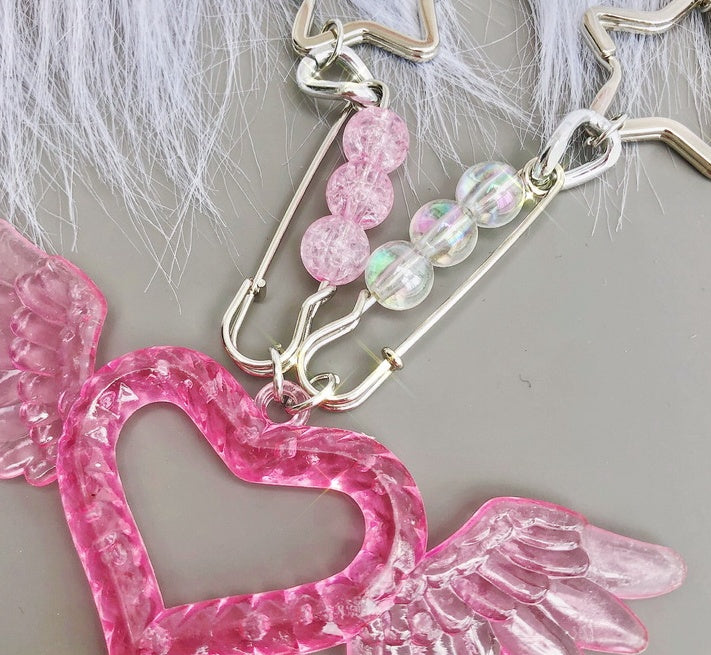 Kawaii fashion accessory whimsical heartstrings pendant necklace