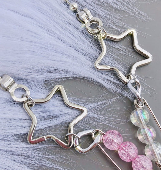 Kawaii fashion accessory whimsical heartstrings pendant necklace